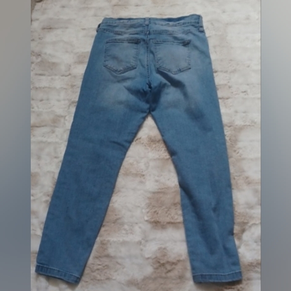 Celebrity Pink - Highrise skinny ankle in great condition no tears or snags. - Picture 4 of 4